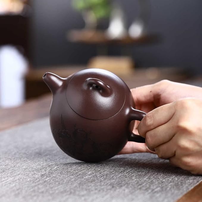 SILINE Zisha Teapot 8.8 Oz,Master Handmade Genuine Yixing Purple Clay Tea Pot with Collection Certificate and Gift Box (Qinquan)